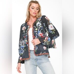 🍂 Aratta Lovey Dovey Jacket- Night Floral
